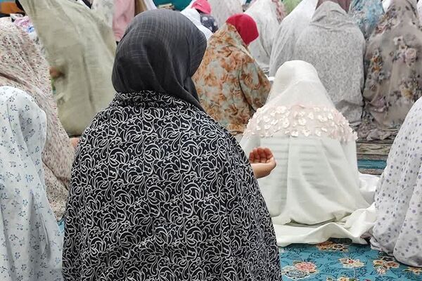 اعتکاف دختران آسمان با محوریت بصیرت نوجوان و حاج قاسم سلیمانی در باقرشهر 