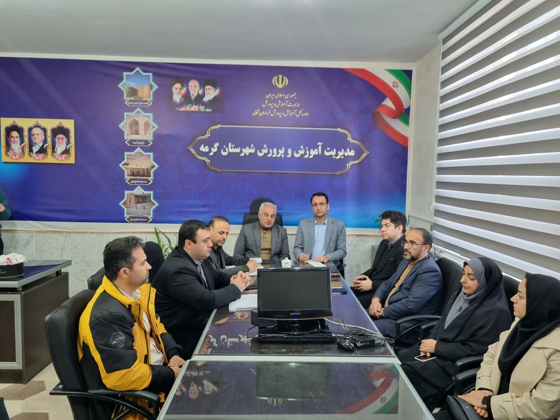 تقویت رویکردهای نوین آموزشی، گفتمان‌سازی حرفه‌ای و تحقق عدالت آموزشی در مدارس شهرستان گرمه