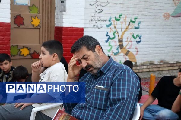 قرائت دعای زیارت عاشورا در شب های محرم در مسجد حضرت صاحب الزمان(عج)