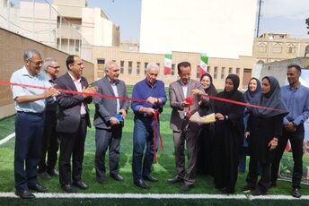 آیین افتتاحیه زمین چمن دبستان شهدای قائمیه