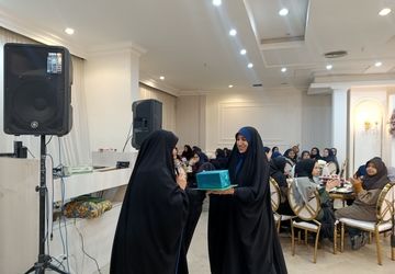 به وقت افطار همراه با دانش آموزان دبیرستان دخترانه امام حسین واحد۳ مشهد