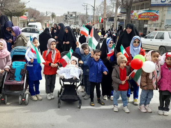 راهپیمایی پرشور ۲۲ بهمن ماه خرم‌بید