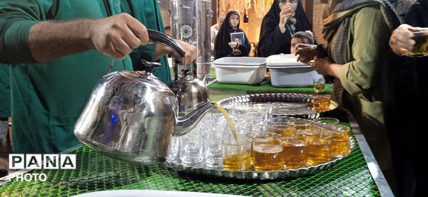 چایخانه حضرت زهرا در نود و چهارمین شب