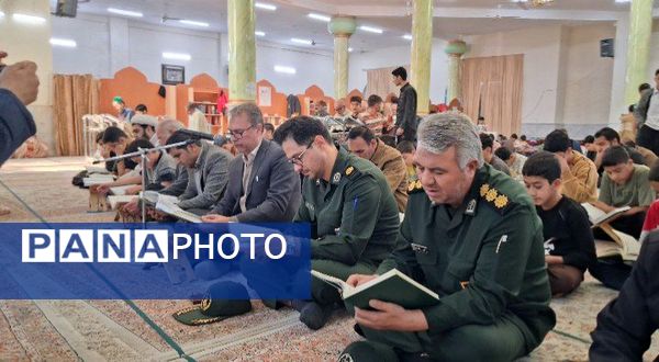 محفل قرآنی معتکفین مسجد جامع کاشمر