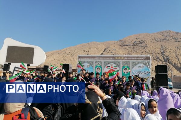 قدرت نمایی ایران با راهپیمایی 13 آبان 