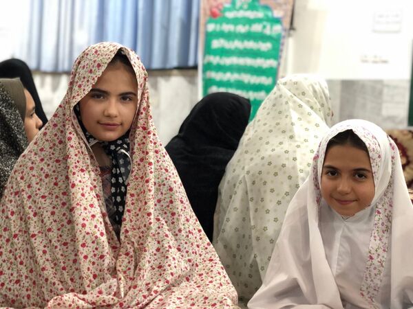 مراسم اعتکاف دانش آموزی در شهر راز