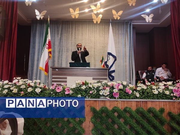 ضیافت افطاری در دبستان  حضرت معصومه (س) مصلی نژاد ناحیه پنج 