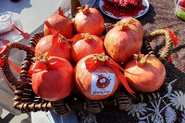 جشنواره انار در دبیرستان حجاب ورامین 
