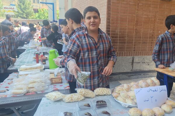 برگزاری بازارچه کسب و کار دانش‌آموزی با مهارت کسب و کار و درآمد و استقلال مالی