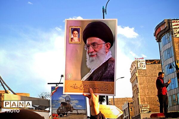 اجتماع مردم رباط‌کریم در سوگواری رهبر معظم انقلاب