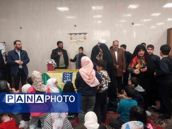 محفل انس باقرآن و اجرای سرود یاعلی با همکاری دانش‌آموزان مدرسه فرهنگ