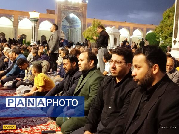 عطر افشانی گلزار شهدا و مراسم یادبود شهدای خدمت