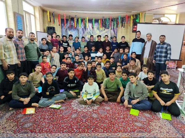 مراسم معنوی اعتکاف دانش‌آموزی در حسن‌آباد جرقویه علیا 