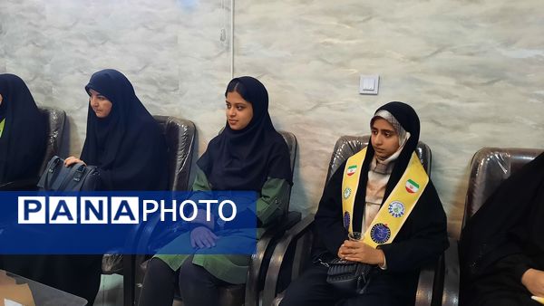 جلسه هماهنگی مربیان و پیشتازان اعزامی خراسان رضوی به اردوی ملی 