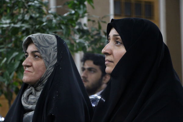 هشتمین دیدار شاعران استان یزد