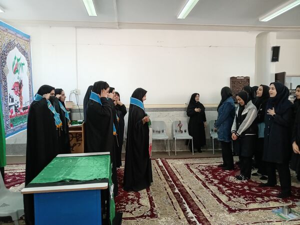 مراسم روز دانش آموز و ایام فاطمیه در دبیرستان حضرت خدیجه (س)جعفریه قم 