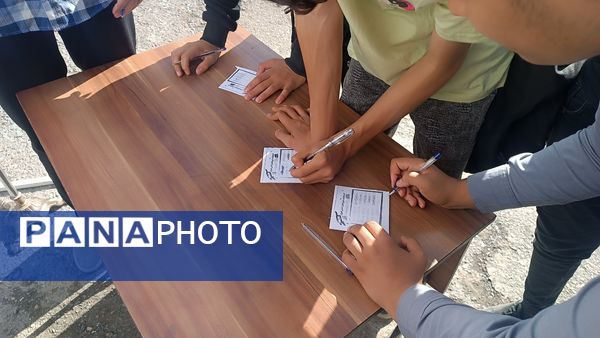 انتخابات شورای دانش‌آموزی در دبیرستان شاهد ابوذر غفاری