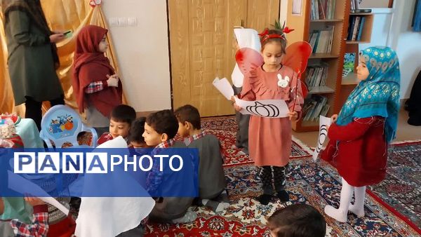 جشن یلدایی مهد شکوفه‌های نور دارالقرآن حضرت زهرا (س) در شیروان