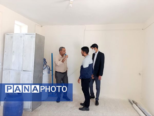 بازدید کارشناس تربیت بدنی شهرستان خلیل آباد از دبیرستان رئیس زاده 