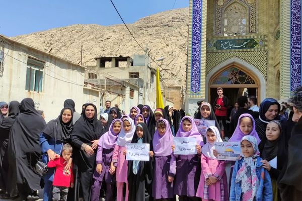 حضور حماسی مردم زرقان در راهپیمایی روز قدس