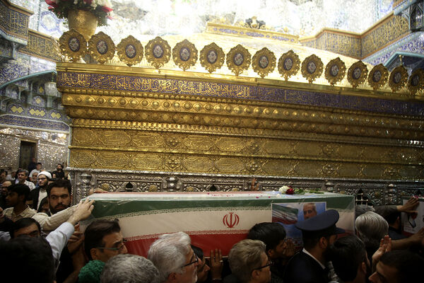 تشییع پیکرهای مطهر 8 شهید جنایات رژیم صهیونیستی در قم