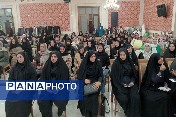 اختتامیه دومین جشنواره مد و لباس ایرانی ـ اسلامی «نوردخت»  شهرستان پردیس