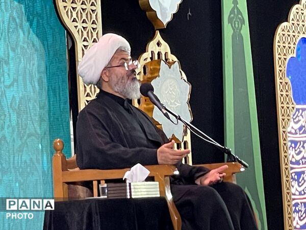 سخنرانی امام جمعه شهرستان کاشمر در حرم مطهر رضوی