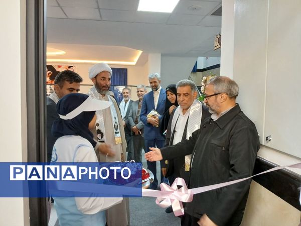 افتتاحیه اتاق بهداشت دبستان امام حسین(ع)