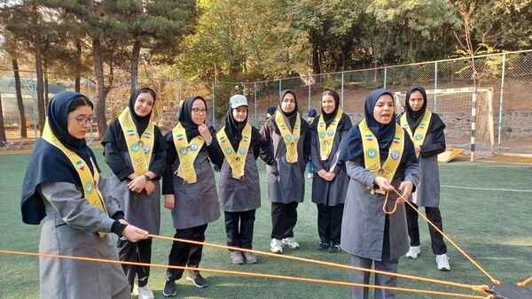 برگزاری کلاس‌های آموزشی و فرهنگی همایش روز دانش‌آموز در اردوگاه باهنر تهران 