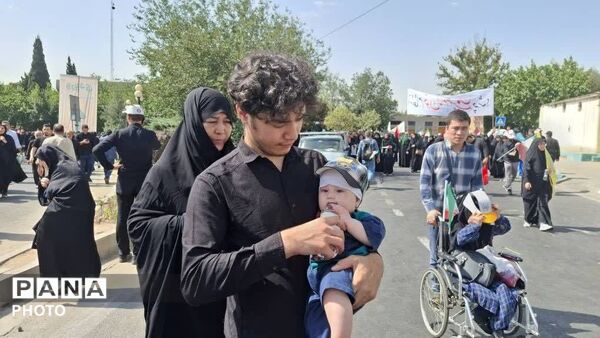 وداع با رهبر شهید انقلاب و تجدید عهد با آرمان‌های رهبر در مصلی تهران