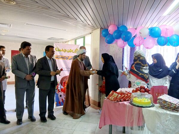 بازدید مسئولین کاشمر از بخش اطفال بیمارستان حضرت ابوالفضل (ع)