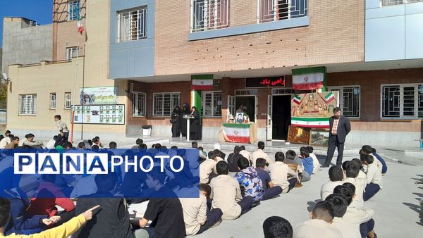 حضور خواهر شهید و راوی جنگ در مدرسه ابوریحان بیرونی 