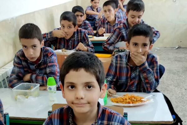  ناهار وحدت موج همدلی و صمیمیت
