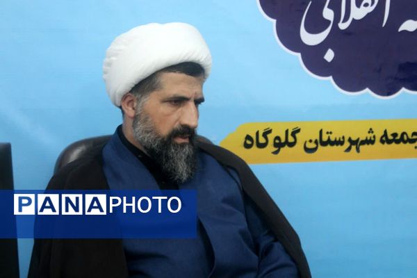 تجدید میثاق مدیر آموزش و پرورش گلوگاه با شهدا و دیدار با امام جمعه شهرستان 