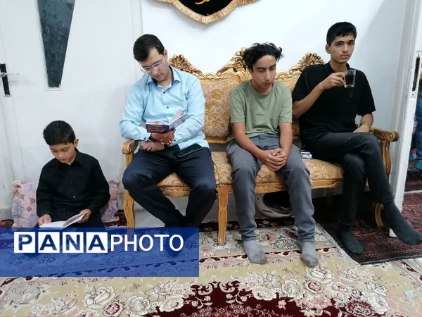 عزاداری نوجوانان کاشمری به یاد حضرت رقیه (س)