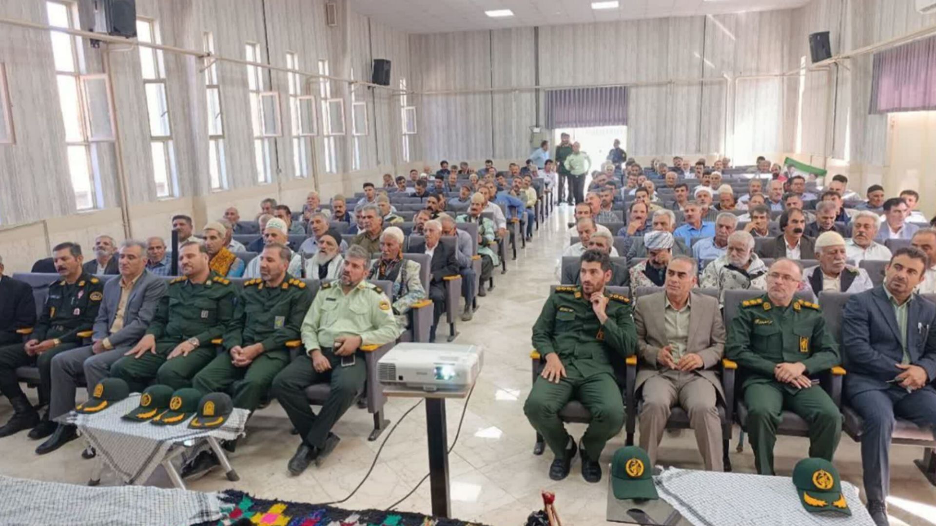 همایش گرامیداشت امام امت و فرماندهان شهید 