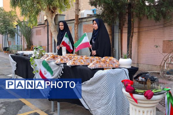 عطر ایثار در مدرسه فاطمیه ورامین پیچید