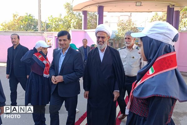 تقسیم مهربانی با شور عاطفه‌ها در مدارس خراسان شمالی