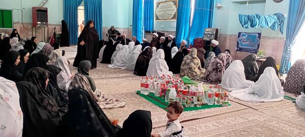 بازدید امام جمعه خلیل آباد از معتکفین مسجد جامع روستای نقاب