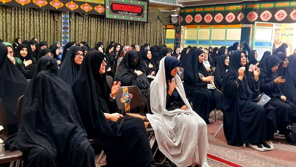 مراسم اربعین حسینی ویژه بانوان در مسجد جامع‌ رجایی‌شهرکرج