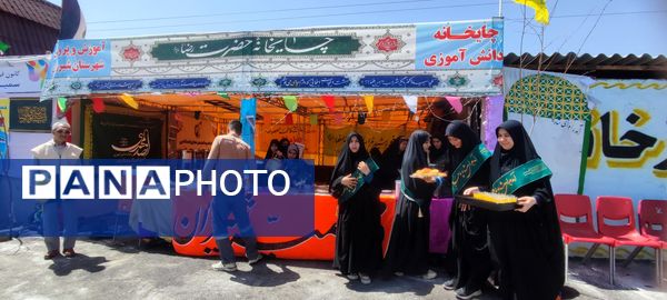 همکاری خادمیاران مدرسه فاطمیه با چایخانه دانش‌آموزی حضرت رضا (ع) در شیروان