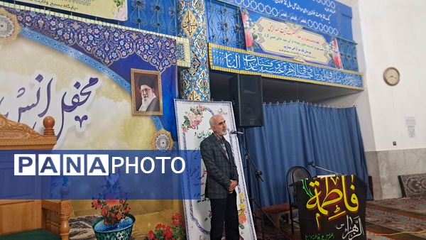 محفل انس با قرآن کریم در مسجد جامع قائمشهر