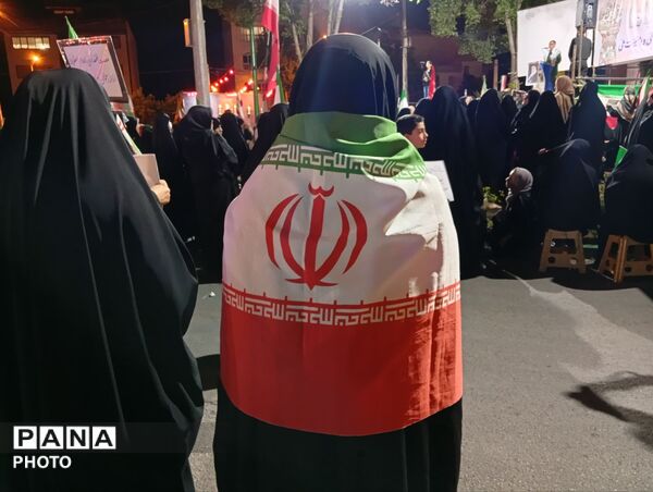 تداوم حضور در خیابان‌های نظرآباد
