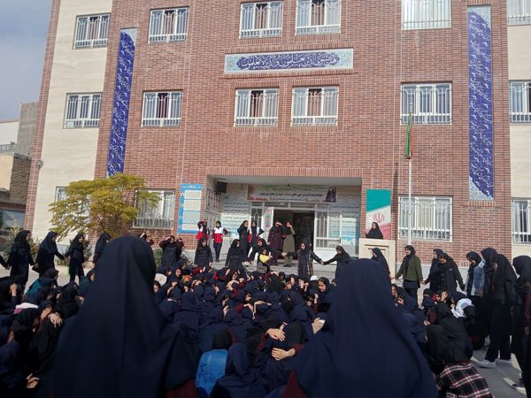 برگزاری مانور زلزله در مدارس تربت حیدریه 