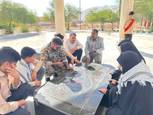 غبارروبی قبور مطهر شهدا در بستک