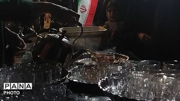 گذری بر چایخانه حضرت فاطمه زهرا در یازدهمین روز از سال ۱۴۰۵