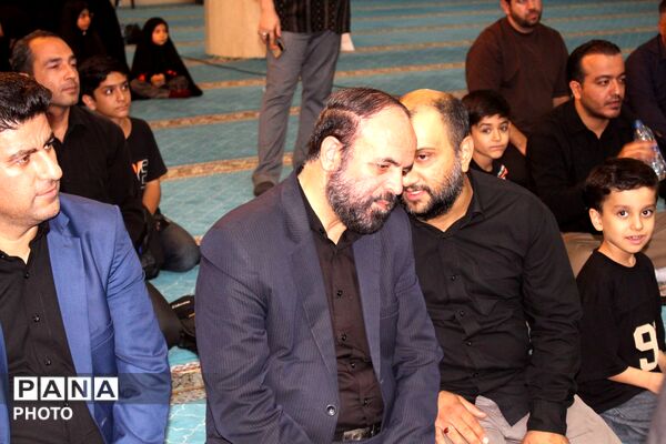 نظرآباد میزبان آیین بزرگداشت رهبر شهید با حضور مسئولان و دانش‌آموزان