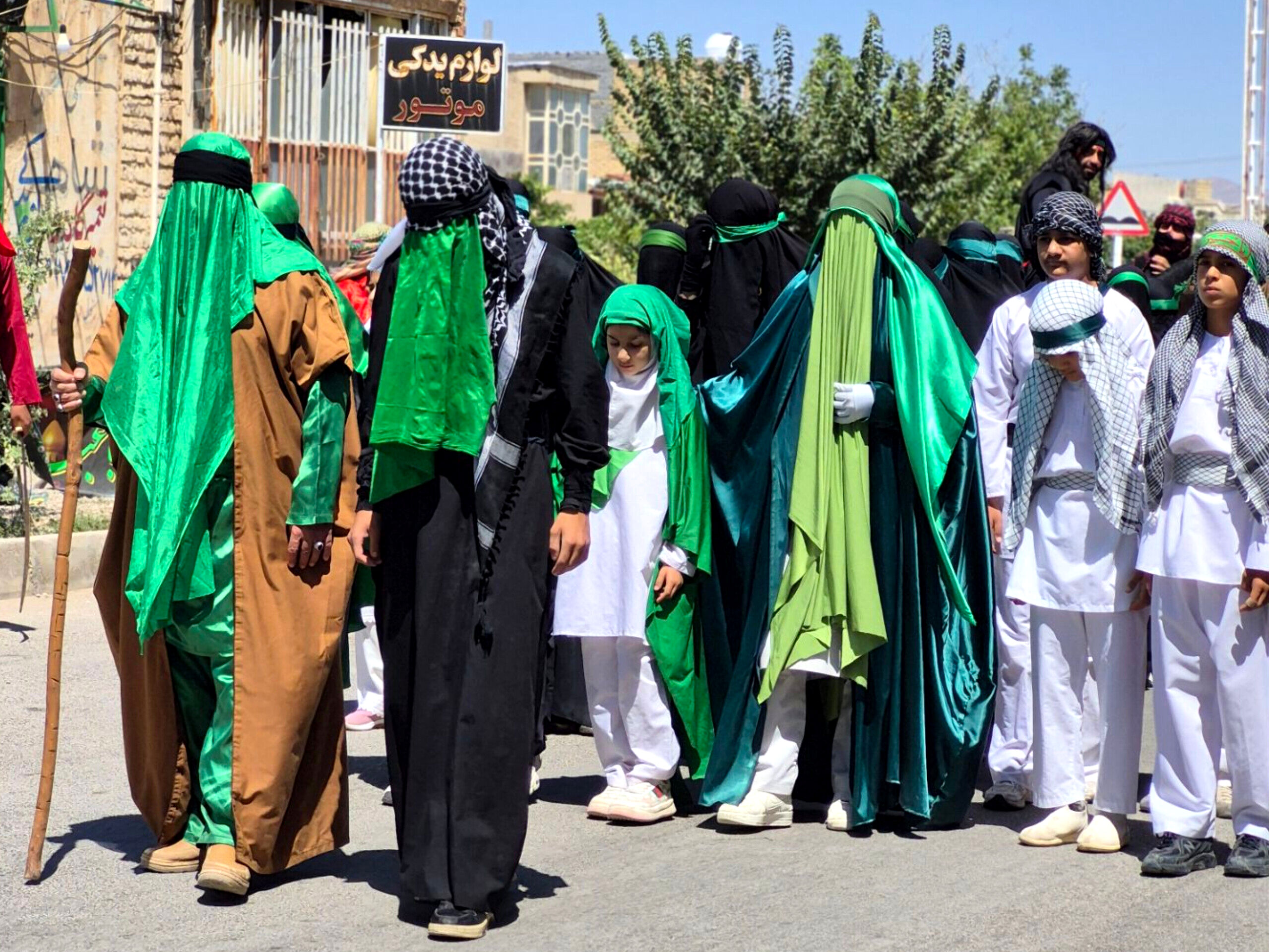 حضور مردم قادرآباد در آیین‌های عزاداری محرم