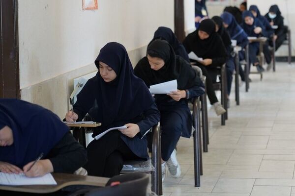 امتحانات نهایی در تهران با نظم و آرامش برگزار شده است