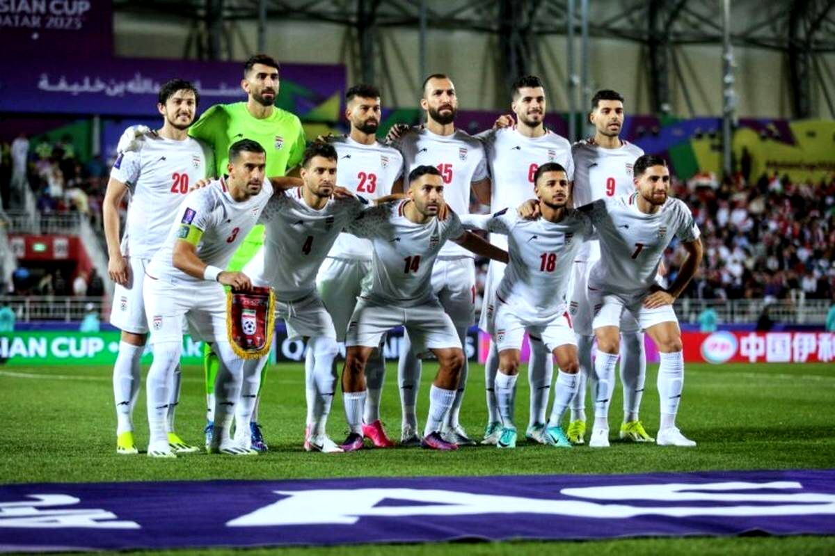 ملی پوشان سربازان ایران در میدان ورزش با تمام قدرت در جام جهانی بجنگند